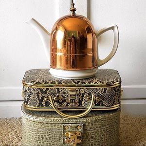 Vintage Copper & ceramic tea pot!